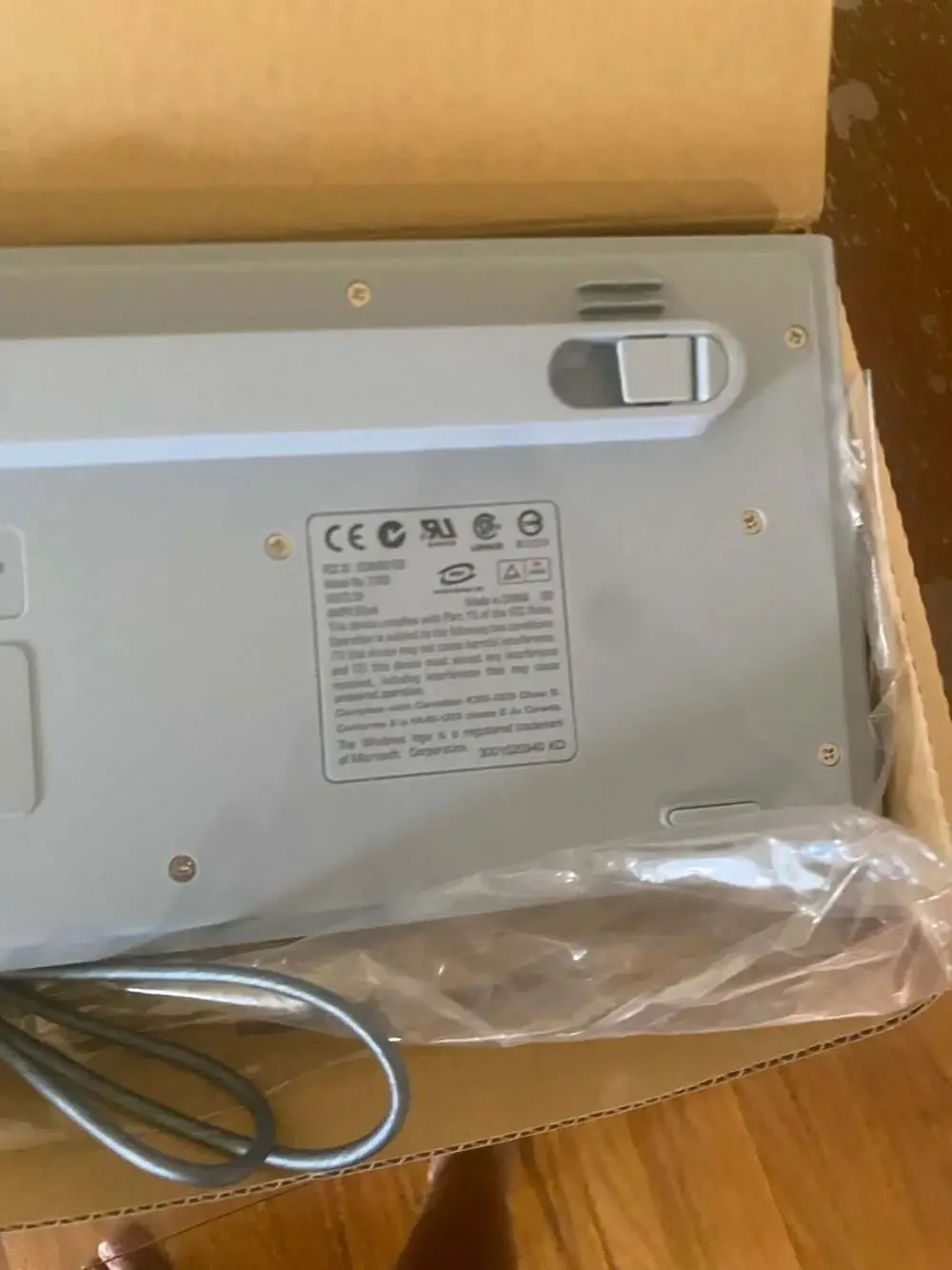 HP Desktop Computer Wired PS/2 Keyboard Model 5183 (P/N 5187-1767)